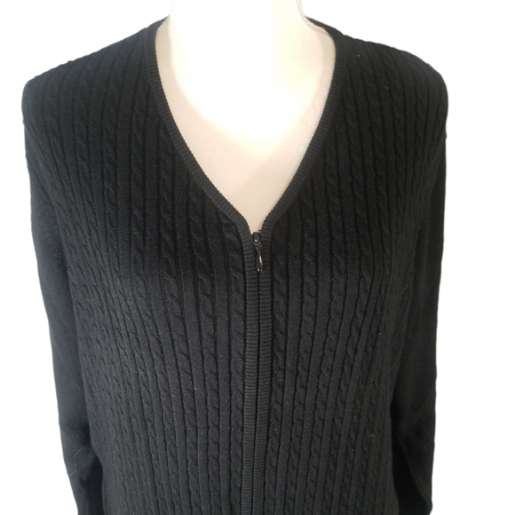 Tail Cable Knitted Black Zippered Cardigan.  L - Picture 2 of 13